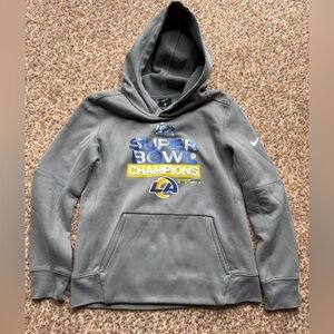 Nike LA Rams Super Bowl
Champions Locker Room Trophy hoodie dri-fit youth med